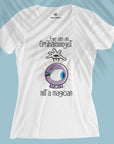 Eye am an Ophthalmologist, not a magician - Women T-shirt